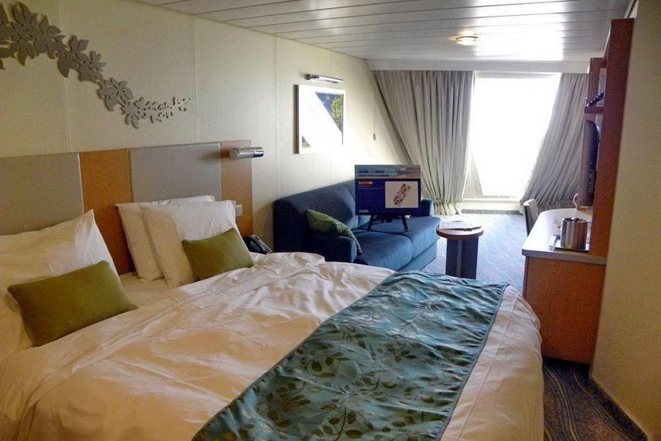 Каюта «С окном (Ocean View)» — Utopia Of The Seas