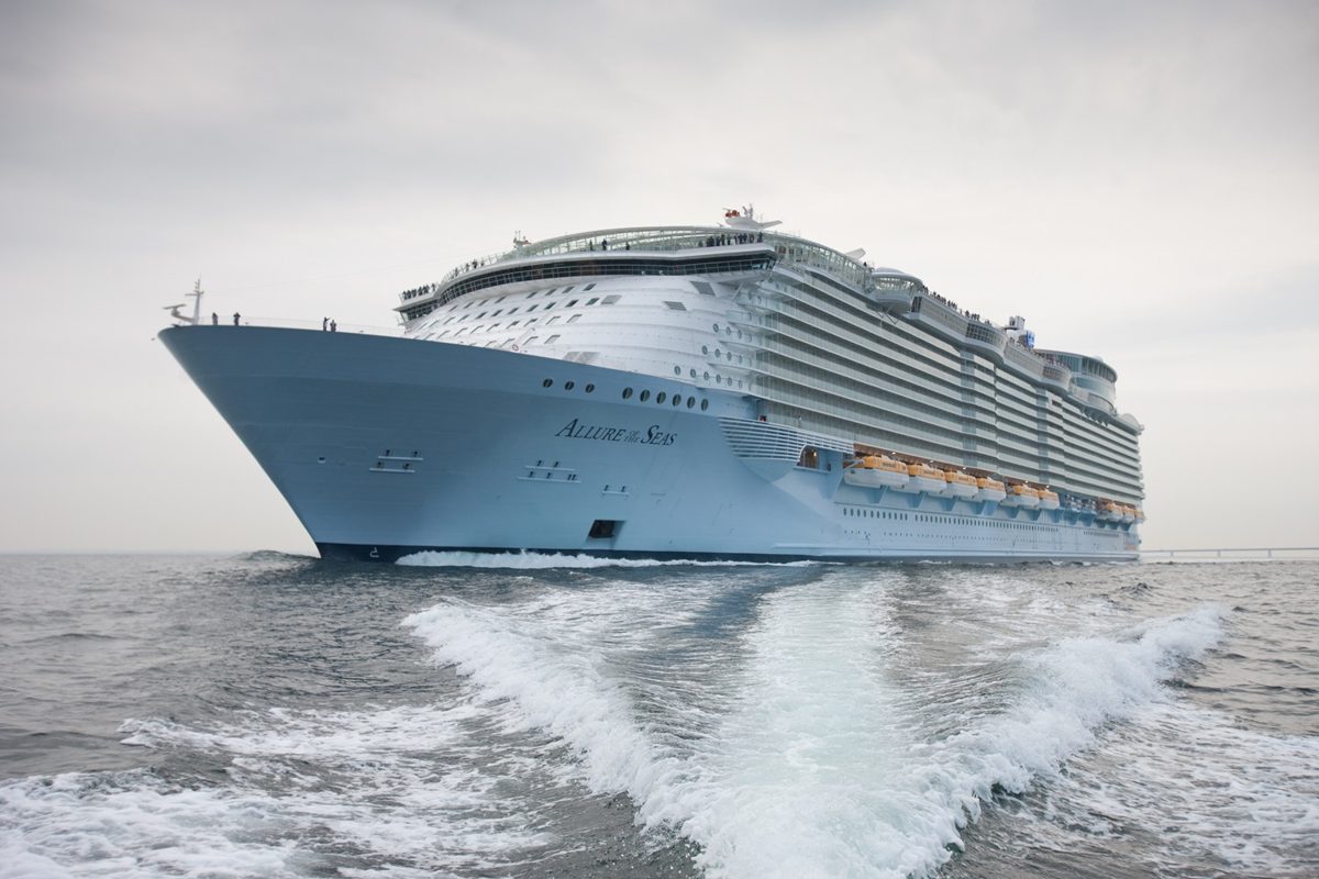 Лайнер Allure of the Seas